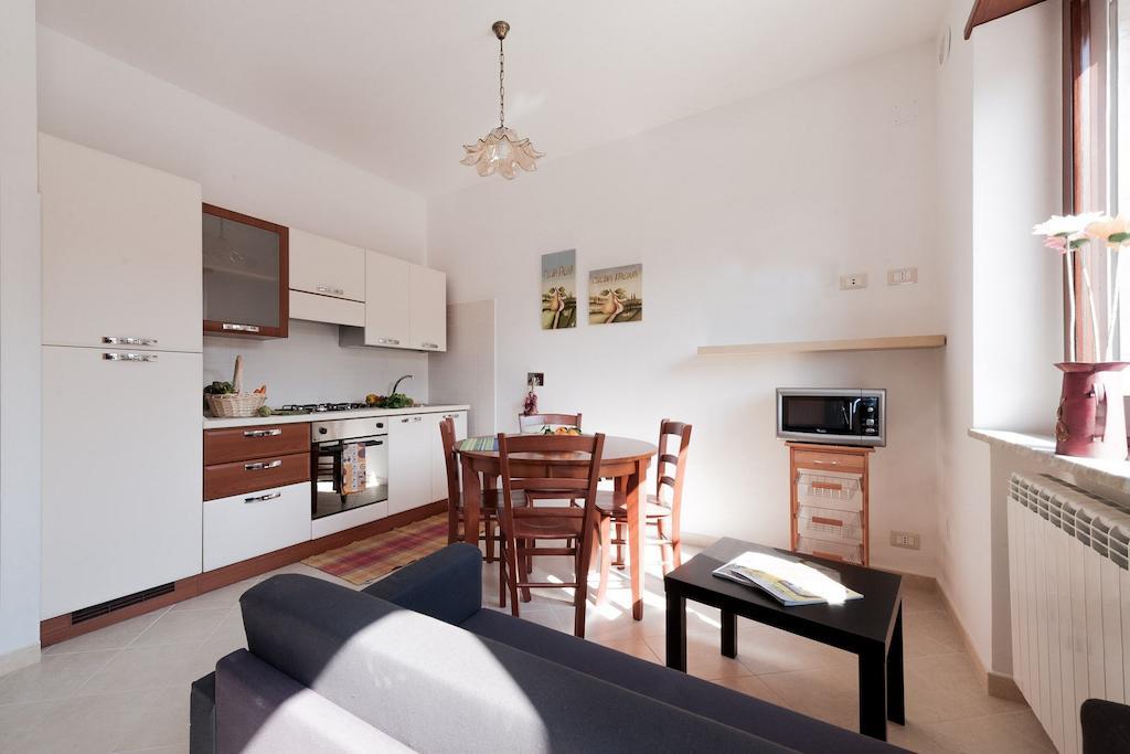 Livingapple Beach Minturno Chambre photo