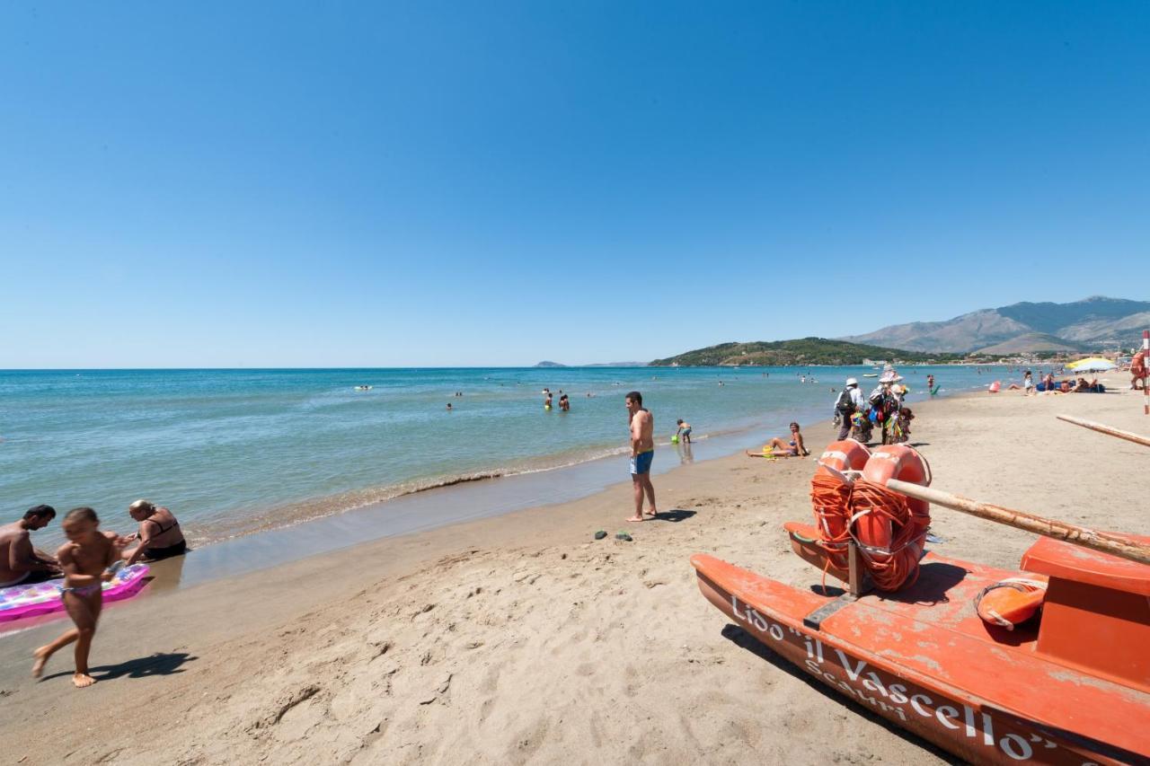 Livingapple Beach Minturno Extérieur photo